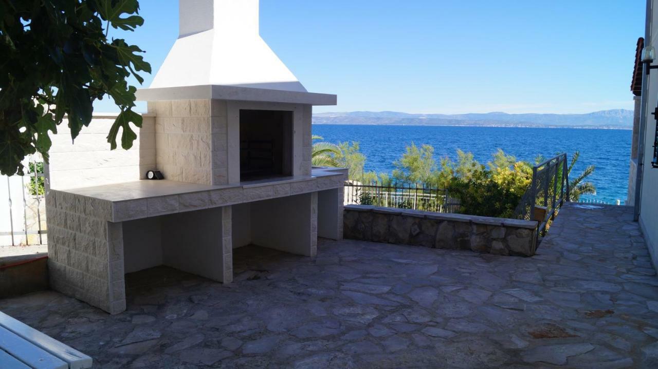 Schoenes Ferienhaus Direkt Am Meer Stomorska Exteriör bild